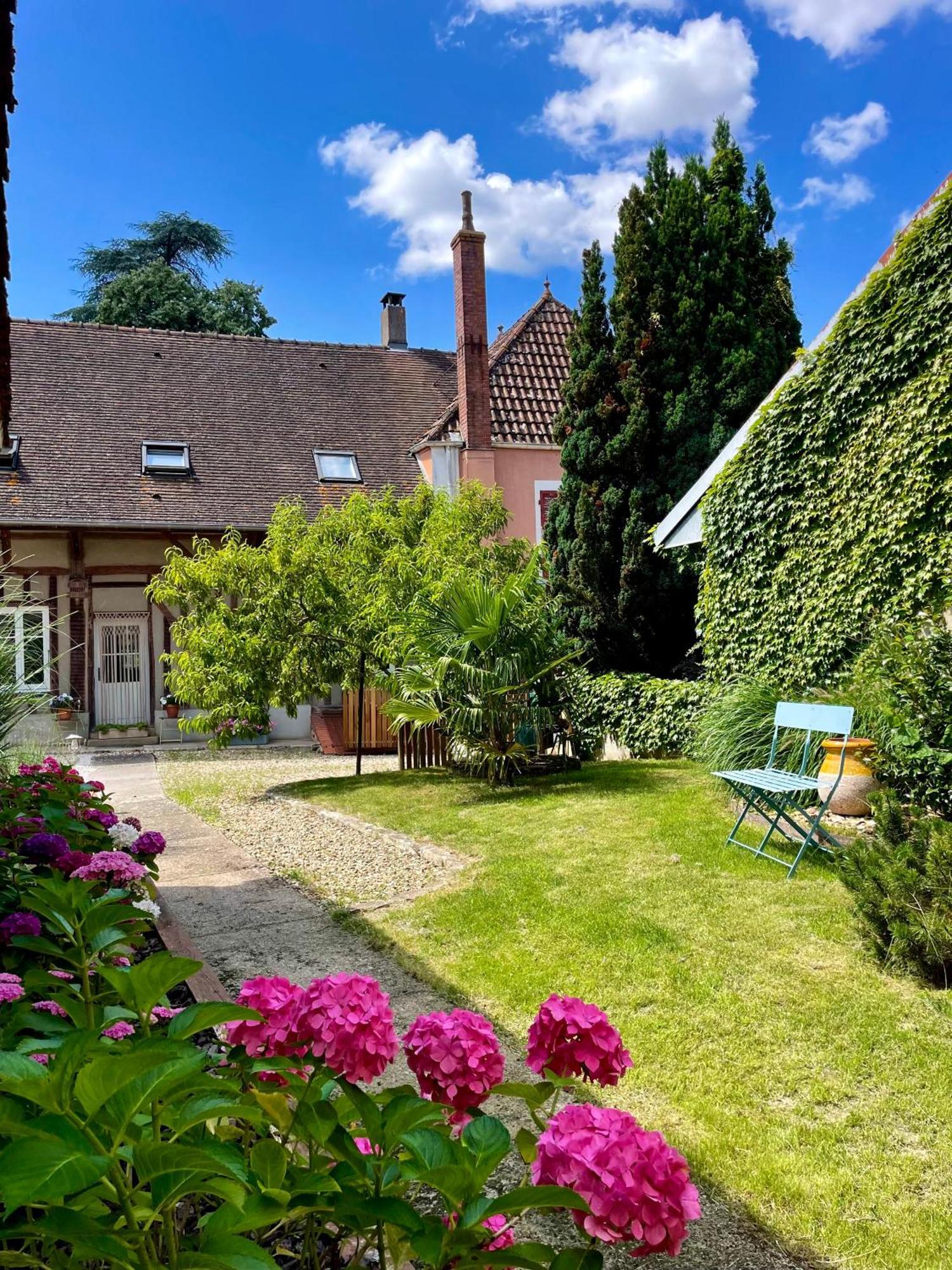Hotel Au Charme D'Ici La Chapelle-Saint-Sauveur  Zewnętrze zdjęcie